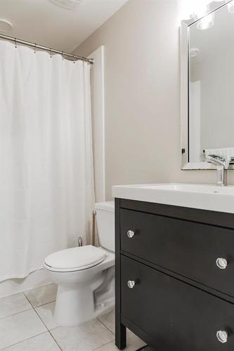 12014 103B Street, Grande Prairie, AB - Indoor Photo Showing Bathroom