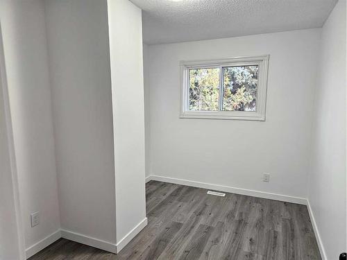 7610 Patterson Drive, Grande Prairie, AB - Indoor Photo Showing Other Room