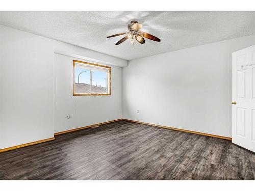 8883 108 Avenue, Grande Prairie, AB - Indoor Photo Showing Other Room