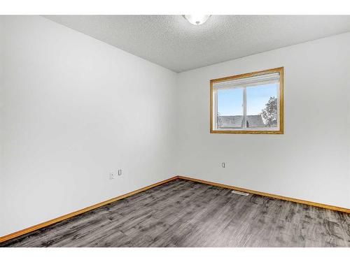 8883 108 Avenue, Grande Prairie, AB - Indoor Photo Showing Other Room