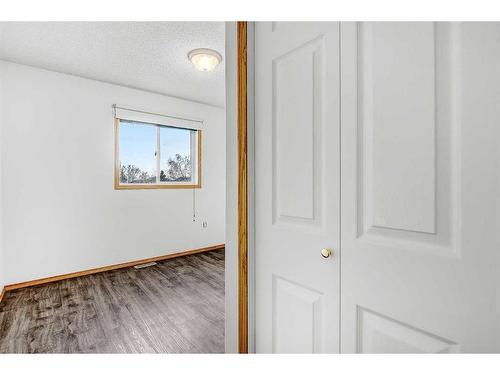 8883 108 Avenue, Grande Prairie, AB - Indoor Photo Showing Other Room