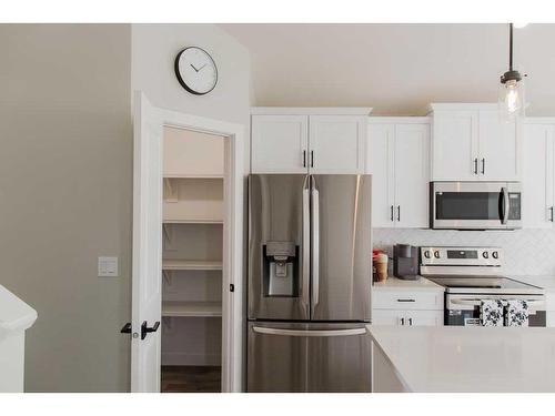 9507 114 Avenue, Clairmont, AB - Indoor Photo Showing Kitchen With Stainless Steel Kitchen