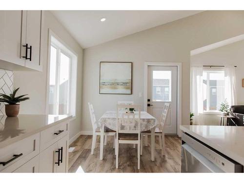 9507 114 Avenue, Clairmont, AB - Indoor Photo Showing Dining Room