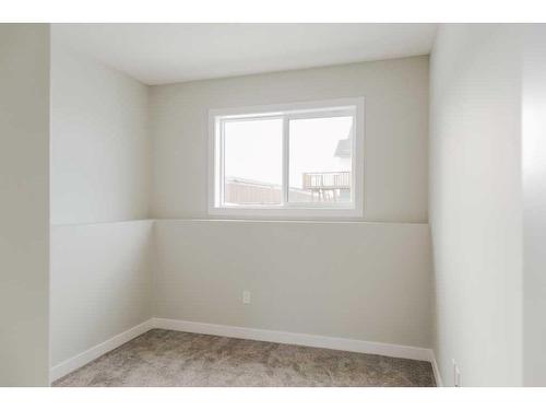 9507 114 Avenue, Clairmont, AB - Indoor Photo Showing Other Room