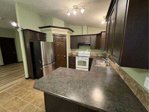 11213 69 Avenue, Grande Prairie, AB - Indoor Photo Showing Kitchen