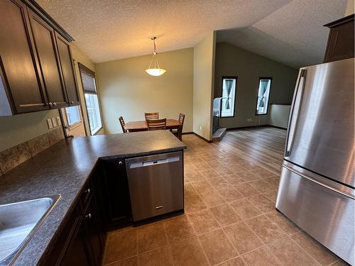 11213 69 Avenue, Grande Prairie, AB - Indoor Photo Showing Kitchen