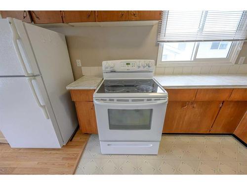 10511 102 Avenue, Grande Prairie, AB - Indoor Photo Showing Kitchen