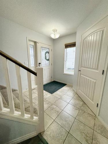 34 Pinnacle Point, Grande Prairie, AB - Indoor Photo Showing Other Room