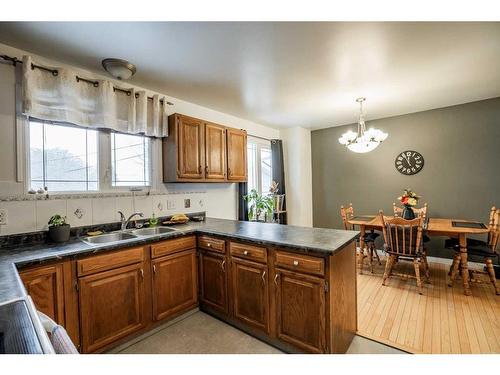 5313 50 Ave, Grimshaw, AB - Indoor Photo Showing Kitchen With Double Sink