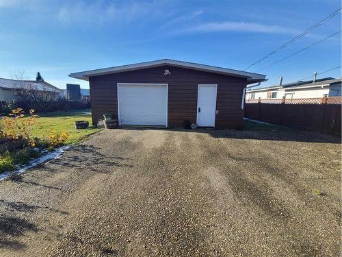 411 4Th Street, Mclennan, AB - Outdoor