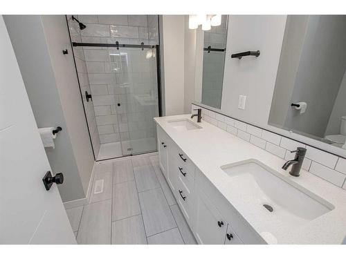 14823 102A Street, Rural Grande Prairie No. 1, County Of, AB - Indoor Photo Showing Bathroom