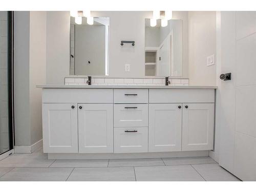 14823 102A Street, Rural Grande Prairie No. 1, County Of, AB - Indoor Photo Showing Bathroom