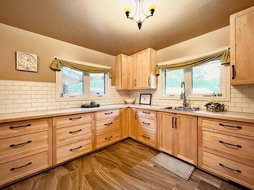 80211 Range Road 201, Rural Smoky River No. 130, M.D. Of, AB - Indoor Photo Showing Kitchen