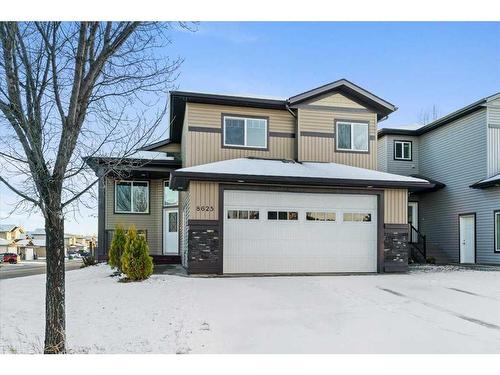 8625 62 Avenue, Grande Prairie, AB - Outdoor With Facade