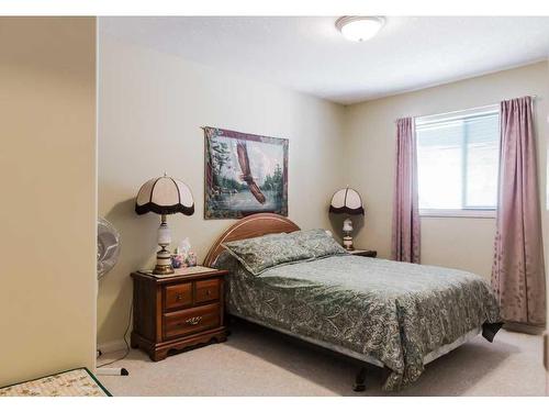 12705 90A Street, Grande Prairie, AB - Indoor Photo Showing Bedroom