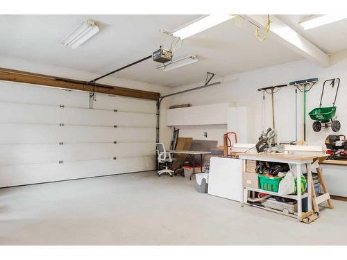 12705 90A Street, Grande Prairie, AB - Indoor Photo Showing Garage