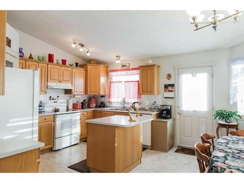 12705 90A Street, Grande Prairie, AB - Indoor Photo Showing Kitchen With Double Sink