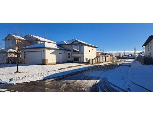 198 Pinnacle Way, Grande Prairie, AB - Outdoor