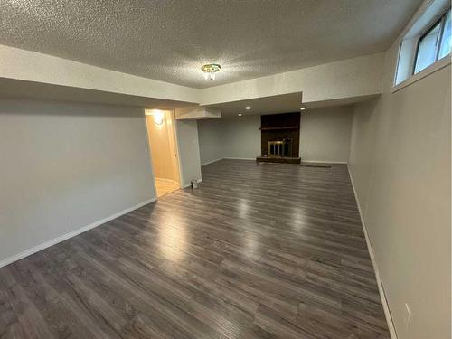 7719 95 Street, Grande Prairie, AB - Indoor Photo Showing Other Room