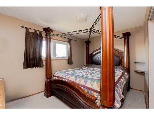 10140 112 Avenue, Grande Prairie, AB - Indoor Photo Showing Bedroom