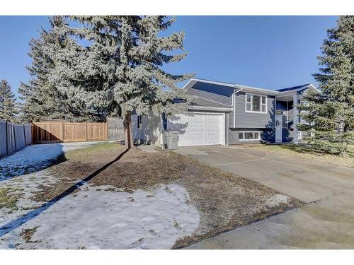 9702 77 Avenue, Grande Prairie, AB - Outdoor