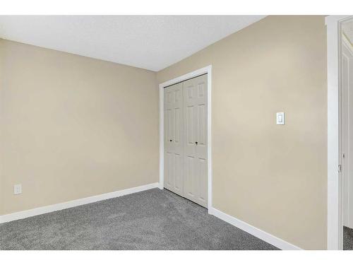 9702 77 Avenue, Grande Prairie, AB - Indoor Photo Showing Other Room