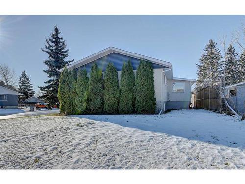 9702 77 Avenue, Grande Prairie, AB - Outdoor