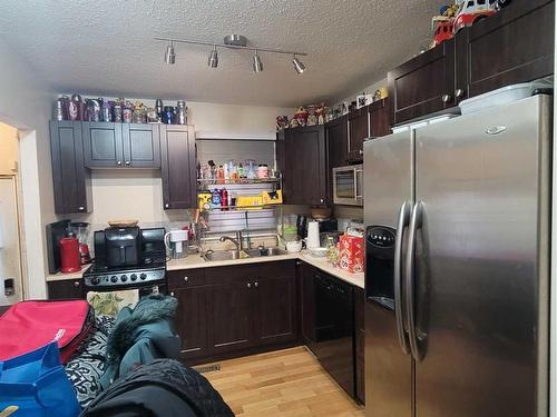 5103 50 Avenue, Grimshaw, AB - Indoor Photo Showing Kitchen