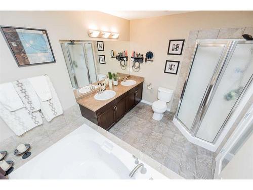 8810 88A Street, Grande Prairie, AB - Indoor Photo Showing Bathroom