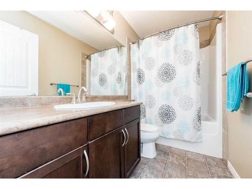 8810 88A Street, Grande Prairie, AB - Indoor Photo Showing Bathroom