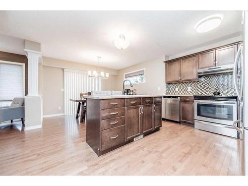 8810 88A Street, Grande Prairie, AB - Indoor Photo Showing Kitchen