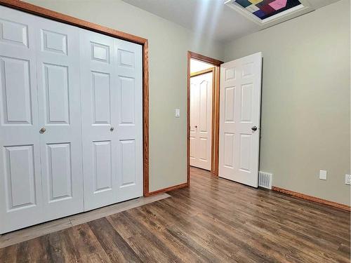 9441 90A Street, Grande Prairie, AB - Indoor Photo Showing Other Room