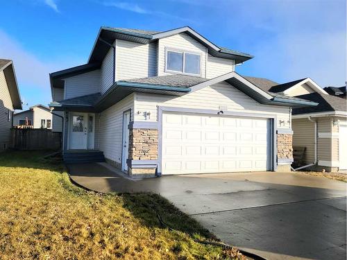 9441 90A Street, Grande Prairie, AB - Outdoor