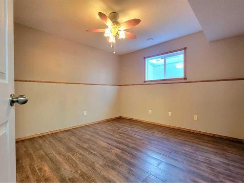 9441 90A Street, Grande Prairie, AB - Indoor Photo Showing Other Room