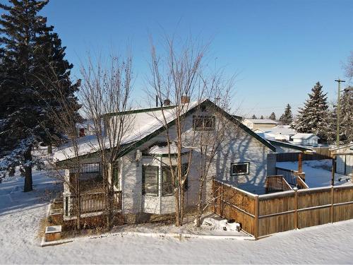 4900 57Th Avenue, High Prairie, AB - Outdoor