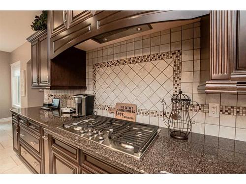 8017 Tamarack Close, Rural Grande Prairie No. 1, County Of, AB - Indoor Photo Showing Kitchen