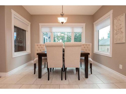 8017 Tamarack Close, Rural Grande Prairie No. 1, County Of, AB - Indoor Photo Showing Dining Room