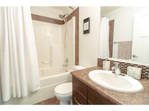 7417 112 Street, Grande Prairie, AB - Indoor Photo Showing Bathroom