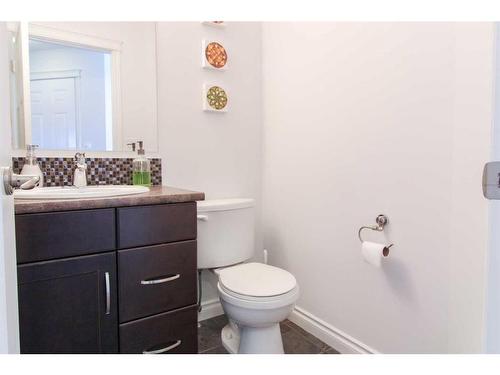 7417 112 Street, Grande Prairie, AB - Indoor Photo Showing Bathroom