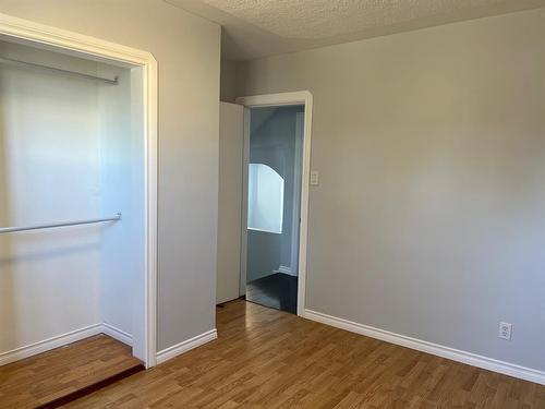 5005 47 Street, Valleyview, AB - Indoor Photo Showing Other Room