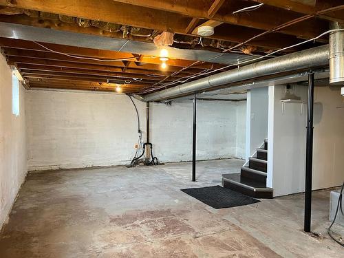 5005 47 Street, Valleyview, AB - Indoor Photo Showing Basement