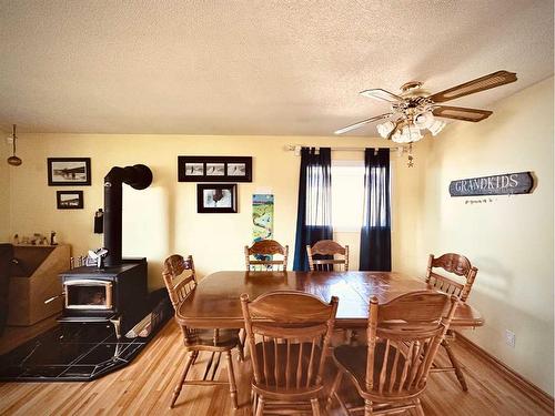 9126 128 Avenue, Peace River, AB - Indoor Photo Showing Dining Room