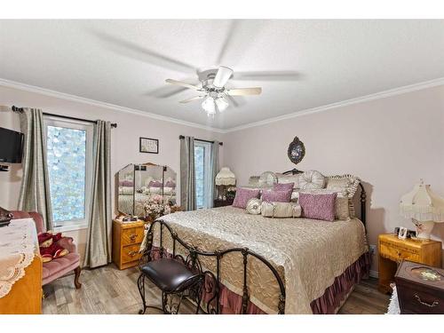 7114 87B Street, Grande Prairie, AB - Indoor Photo Showing Bedroom