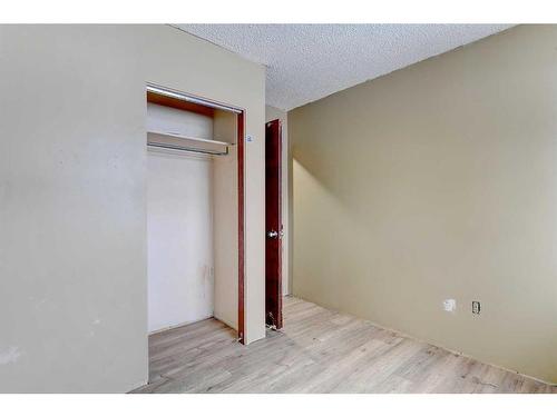 11106 95 Street, Grande Prairie, AB - Indoor Photo Showing Other Room