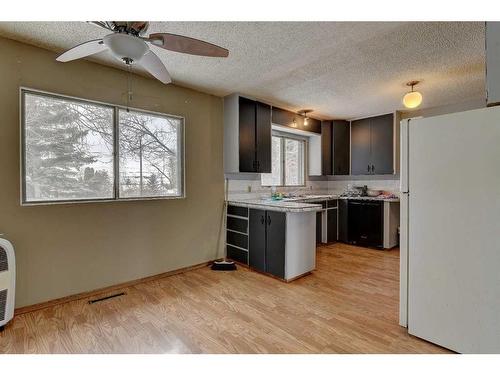 11106 95 Street, Grande Prairie, AB - Indoor Photo Showing Kitchen