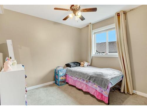 11426 72 Avenue, Grande Prairie, AB - Indoor Photo Showing Bedroom