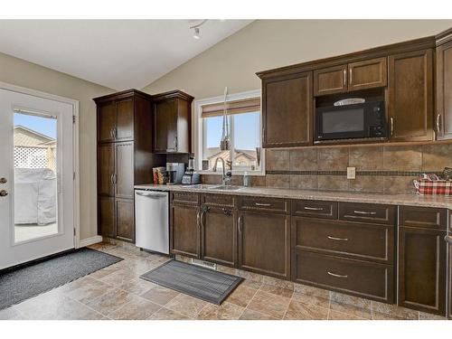 11426 72 Avenue, Grande Prairie, AB - Indoor Photo Showing Kitchen With Double Sink