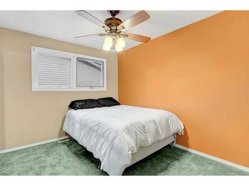 9251 101 Avenue, Sexsmith, AB - Indoor Photo Showing Bedroom