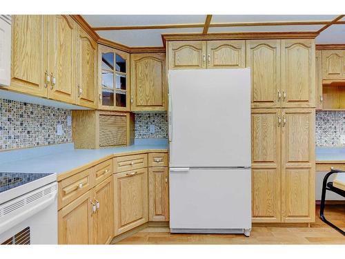 9251 101 Avenue, Sexsmith, AB - Indoor Photo Showing Kitchen