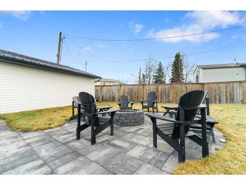 9912 101 Avenue, Sexsmith, AB - Outdoor With Deck Patio Veranda